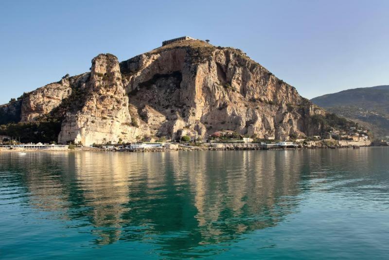 Casa Vitelli - Centro Storico A Due Passi Da Tutto Daire Terracina Dış mekan fotoğraf