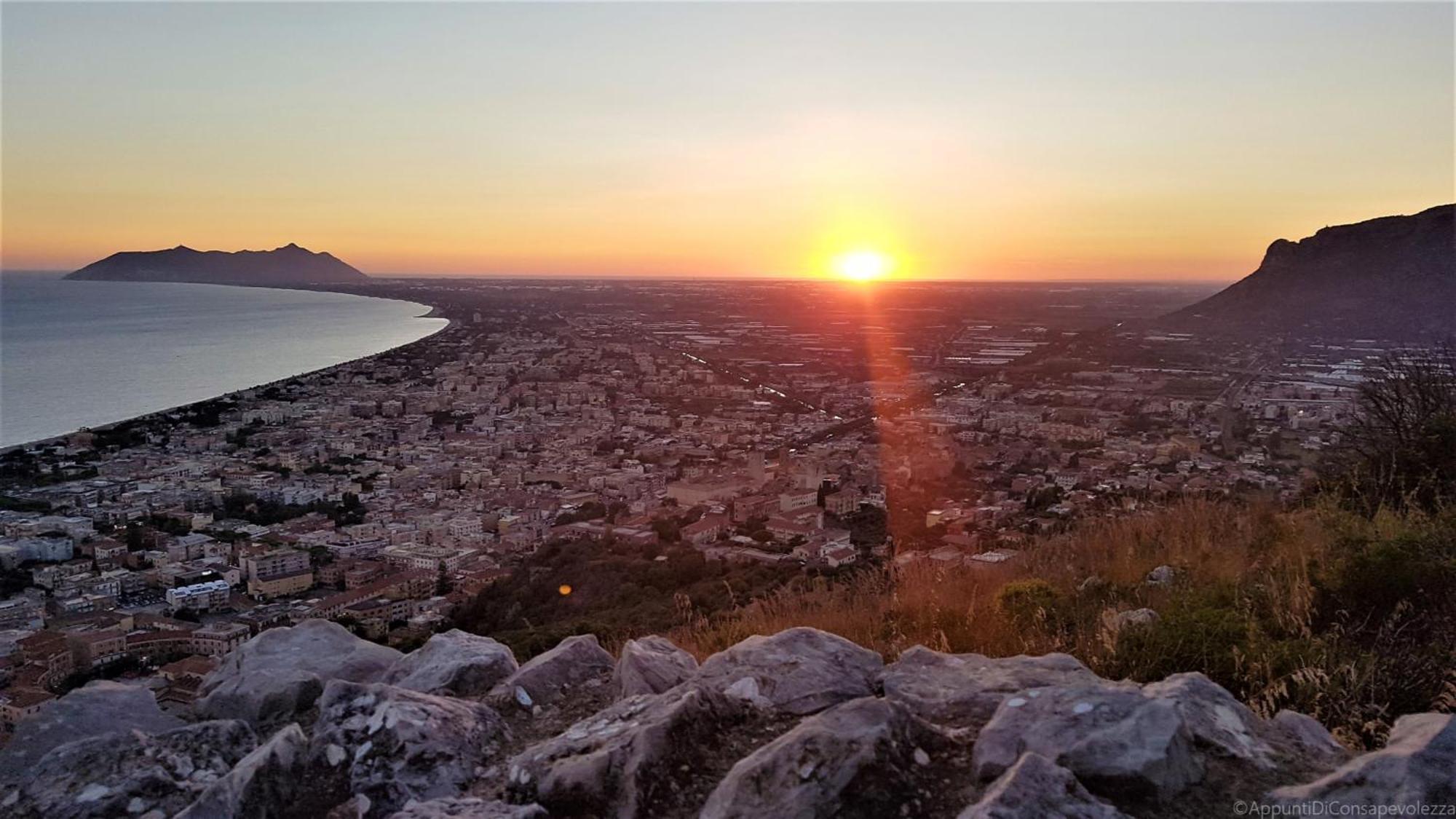 Casa Vitelli - Centro Storico A Due Passi Da Tutto Daire Terracina Dış mekan fotoğraf
